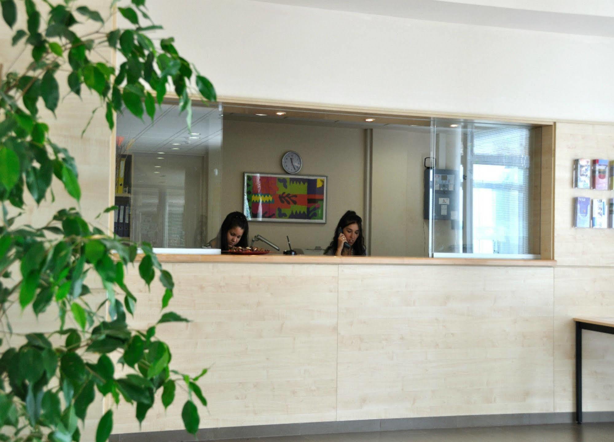 Residencia Universitaria Erasmo Apartamento *