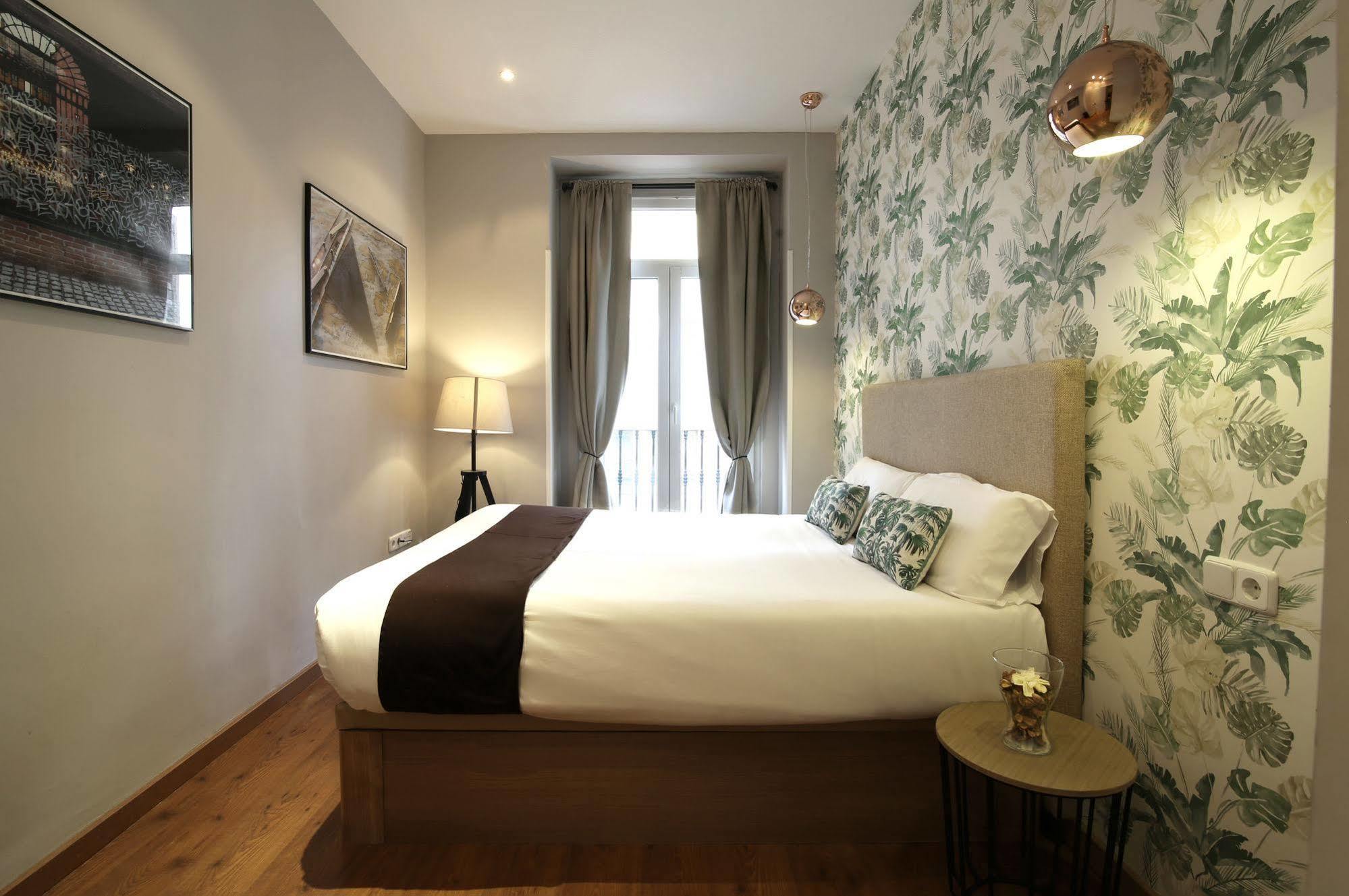 Hotel Suites You Zinc