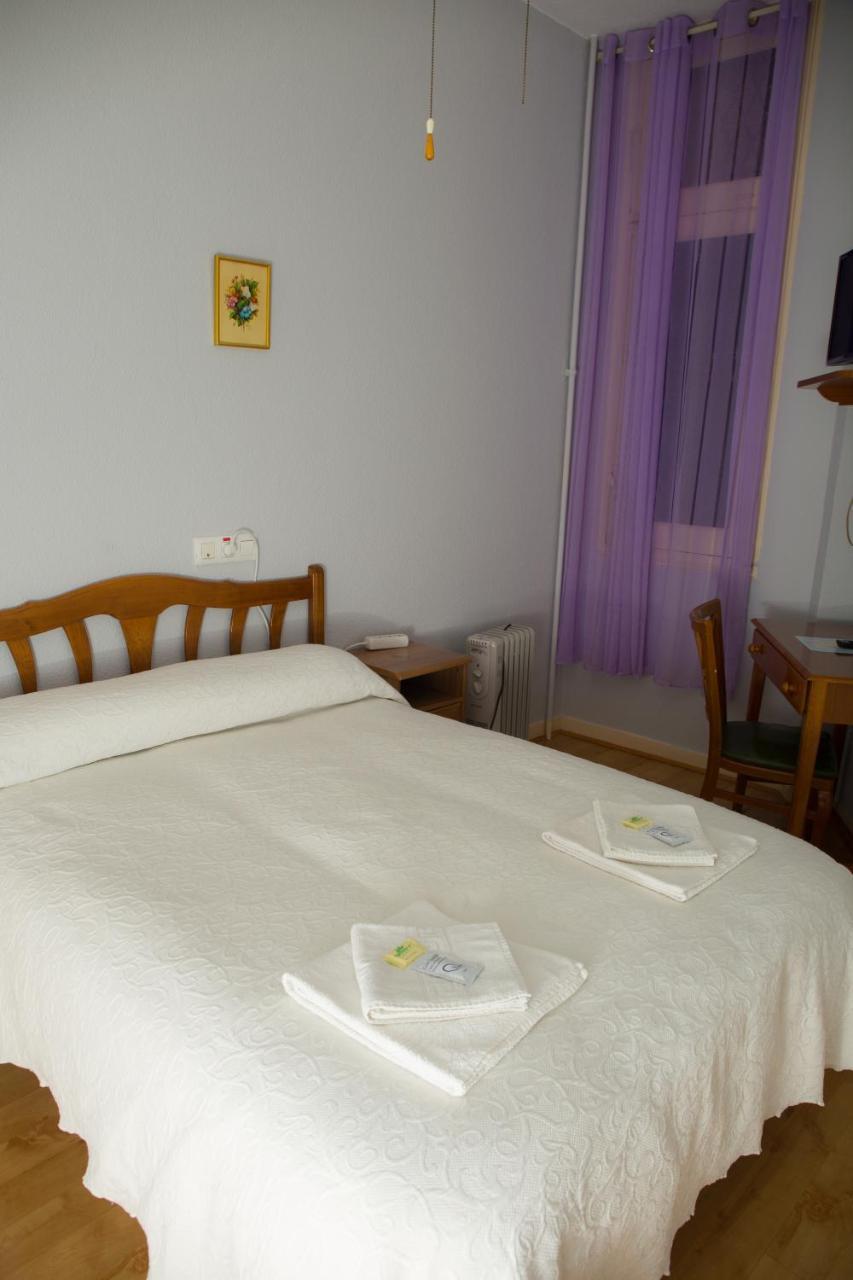 Hostal Lamalonga 2*