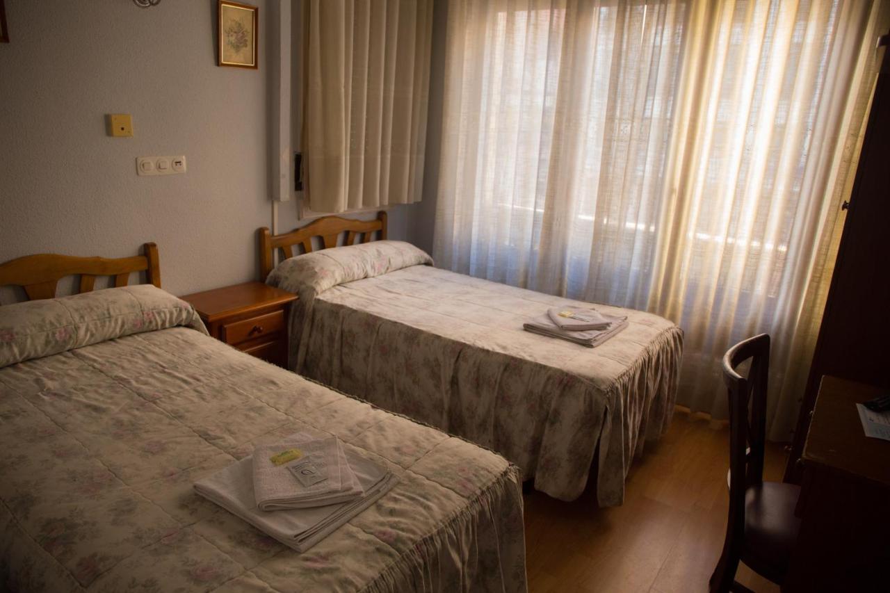 Pensión Hostal Lamalonga 2*