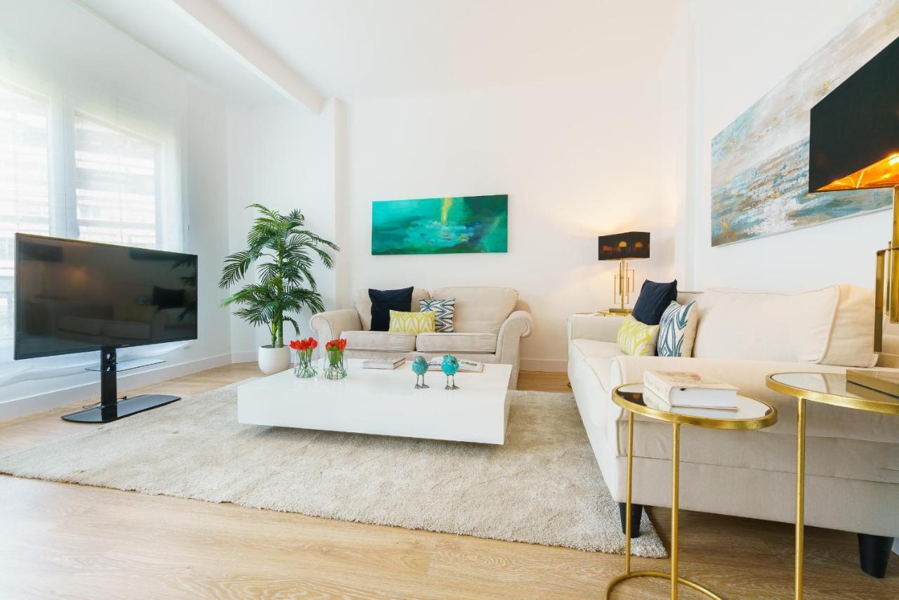 Club Antonia Merce Apartamento *