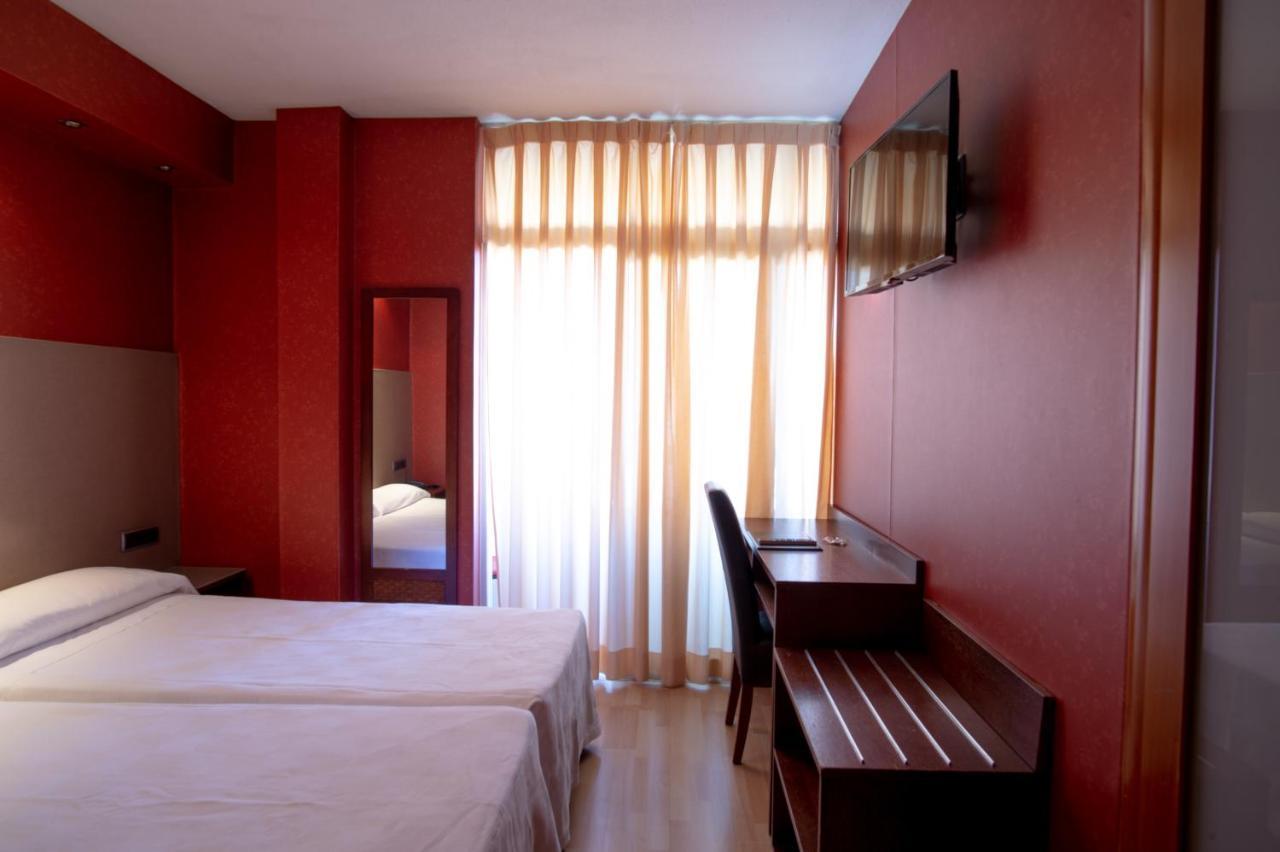 De Barajas Hotel 3*
