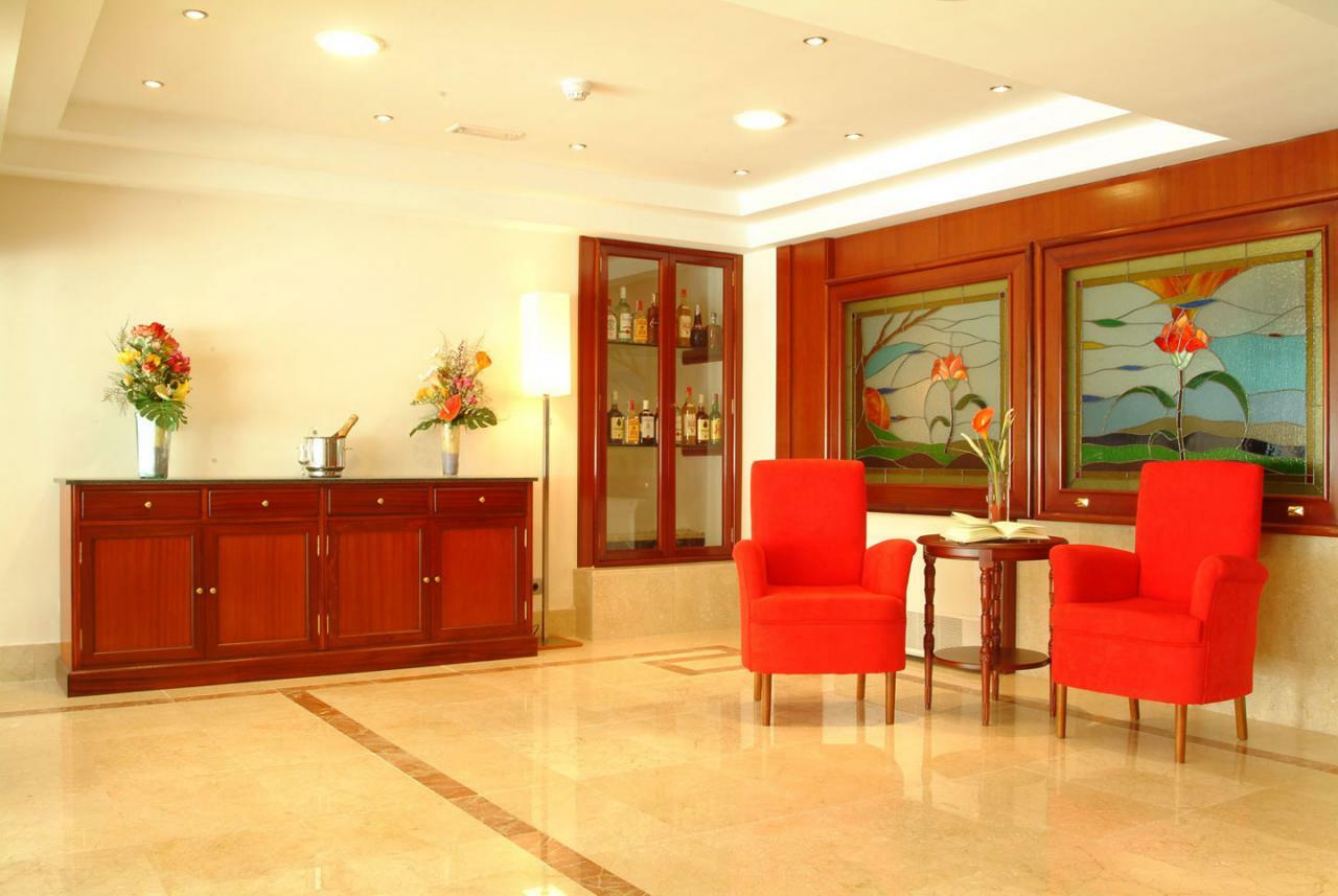 Gran Legazpi Hotel 3*