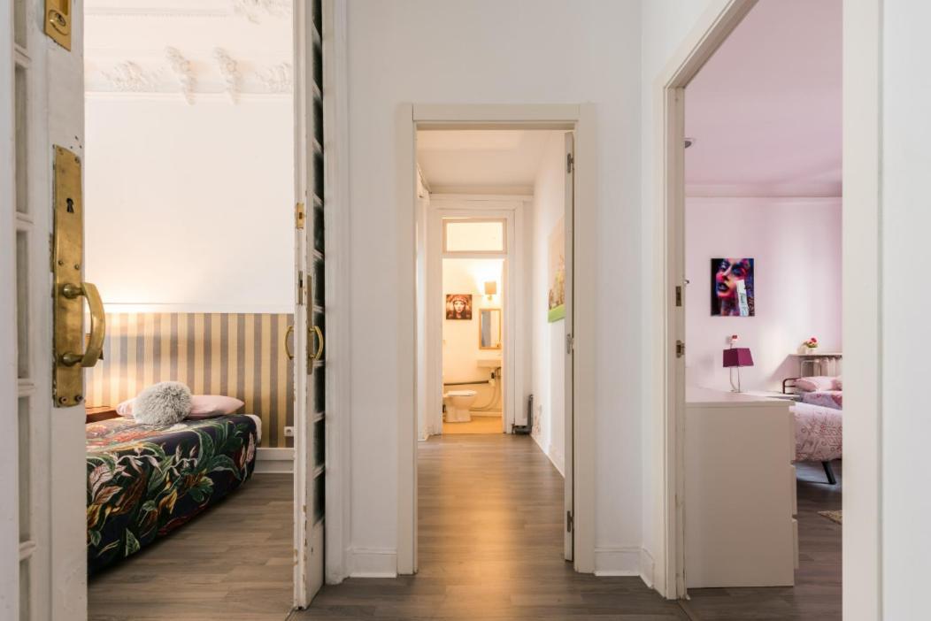 Apartment M&f 7 Rooms/7 Bathrooms Over Gran Via Madrid