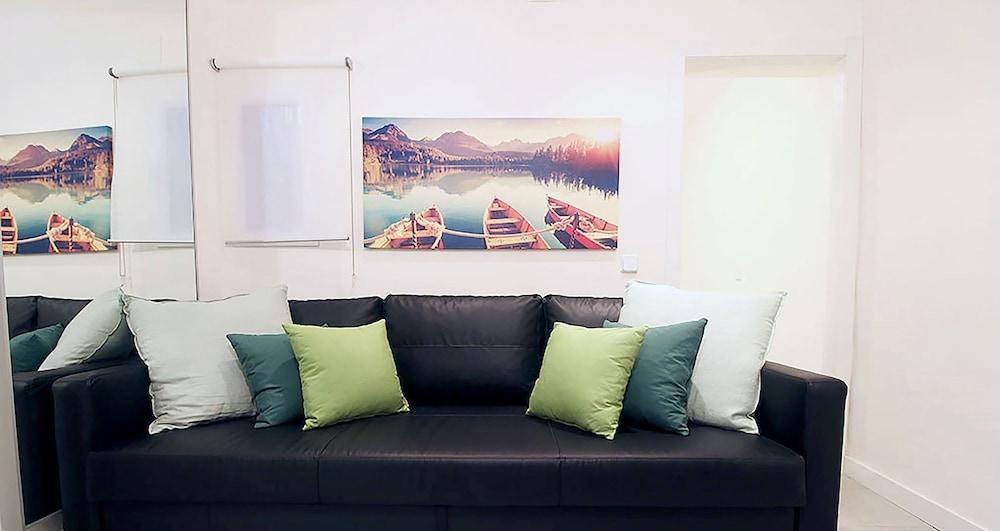 Santa Isabel - De 1 Apartamento *